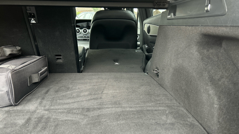 Mercedes-Benz GLC 300e 4Matic AMG Line Premium 5dr 9G-Tronic Estate